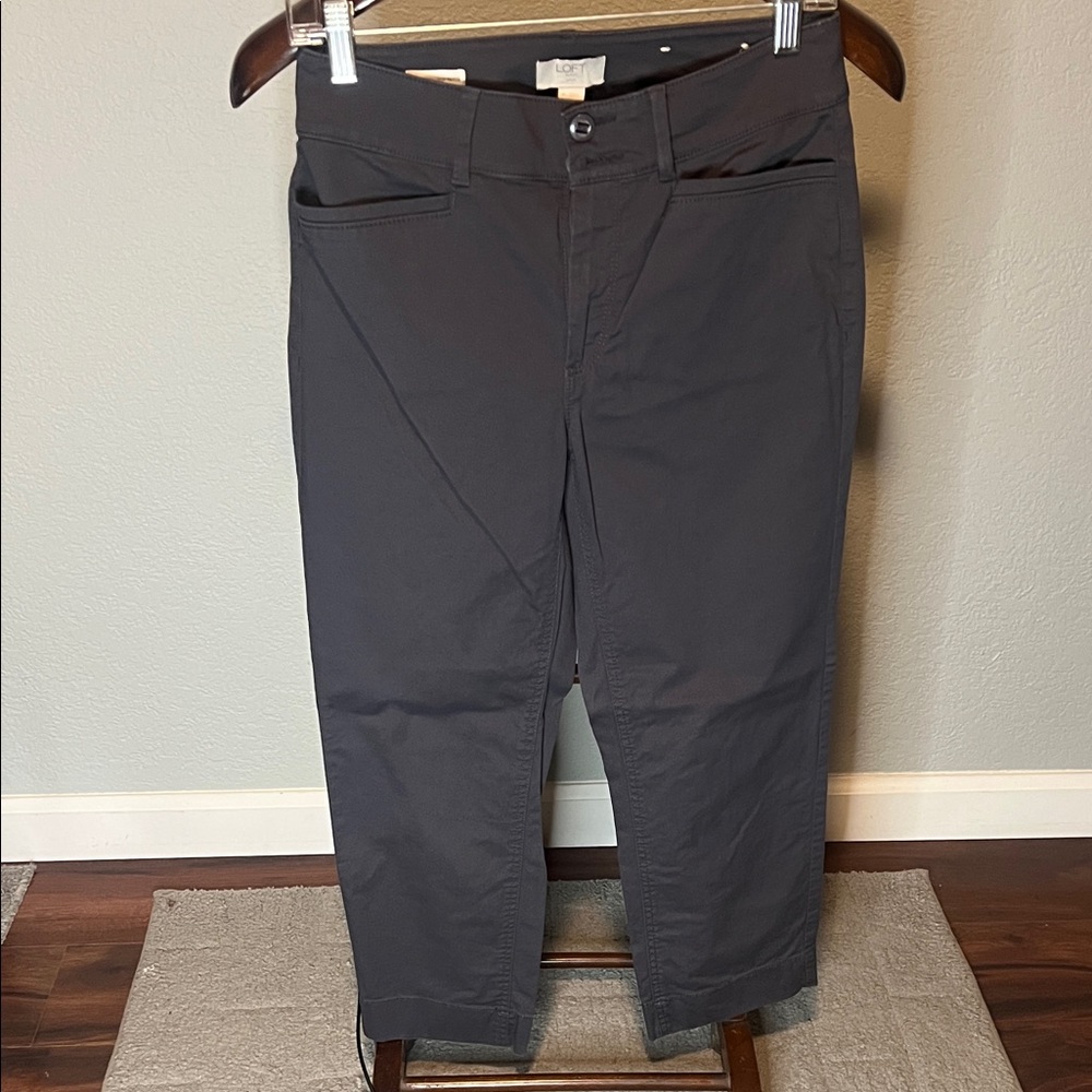 LOFT Charcoal Straight Crop Petite Pants